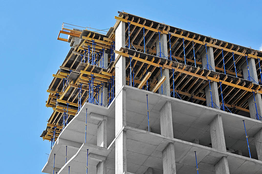 Монолитное строительство зданий: особенности