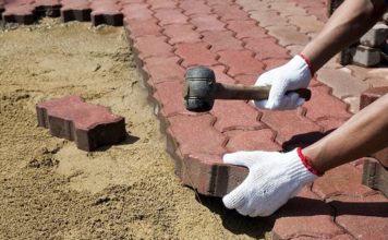 Укладка брусчатки под ключ от компании АО ГРАД