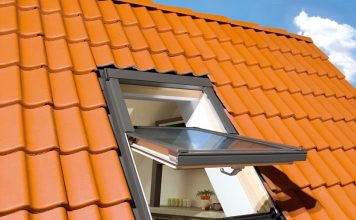 На что обратить внимание при выборе мансардных окон