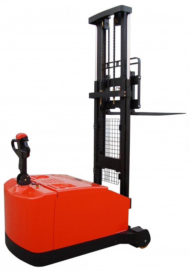 Преимущества штабелеров с противовесом без опорных лап