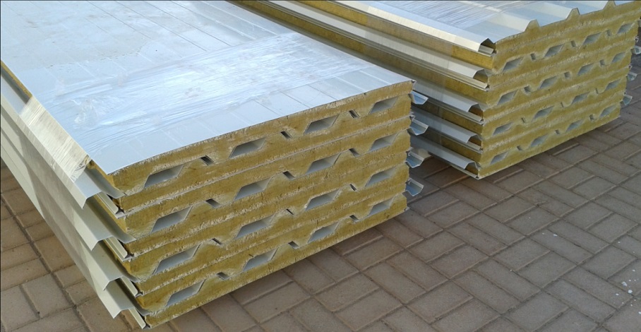 Сэндвич-панели с минеральной ватой: эффективное решение для утепления и звукоизоляции