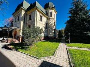 Дом престарелых: забота и уют для пожилых людей