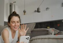 Работай стримершей: плюсы и минусы профессии