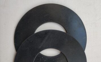Резиновые прокладки ТМКЩ для фланцевых соединений: особенности, преимущества и применение