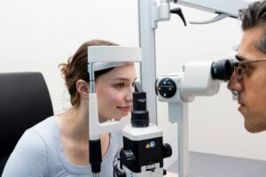 Офтальмология: наука о зрении и здоровье глаз